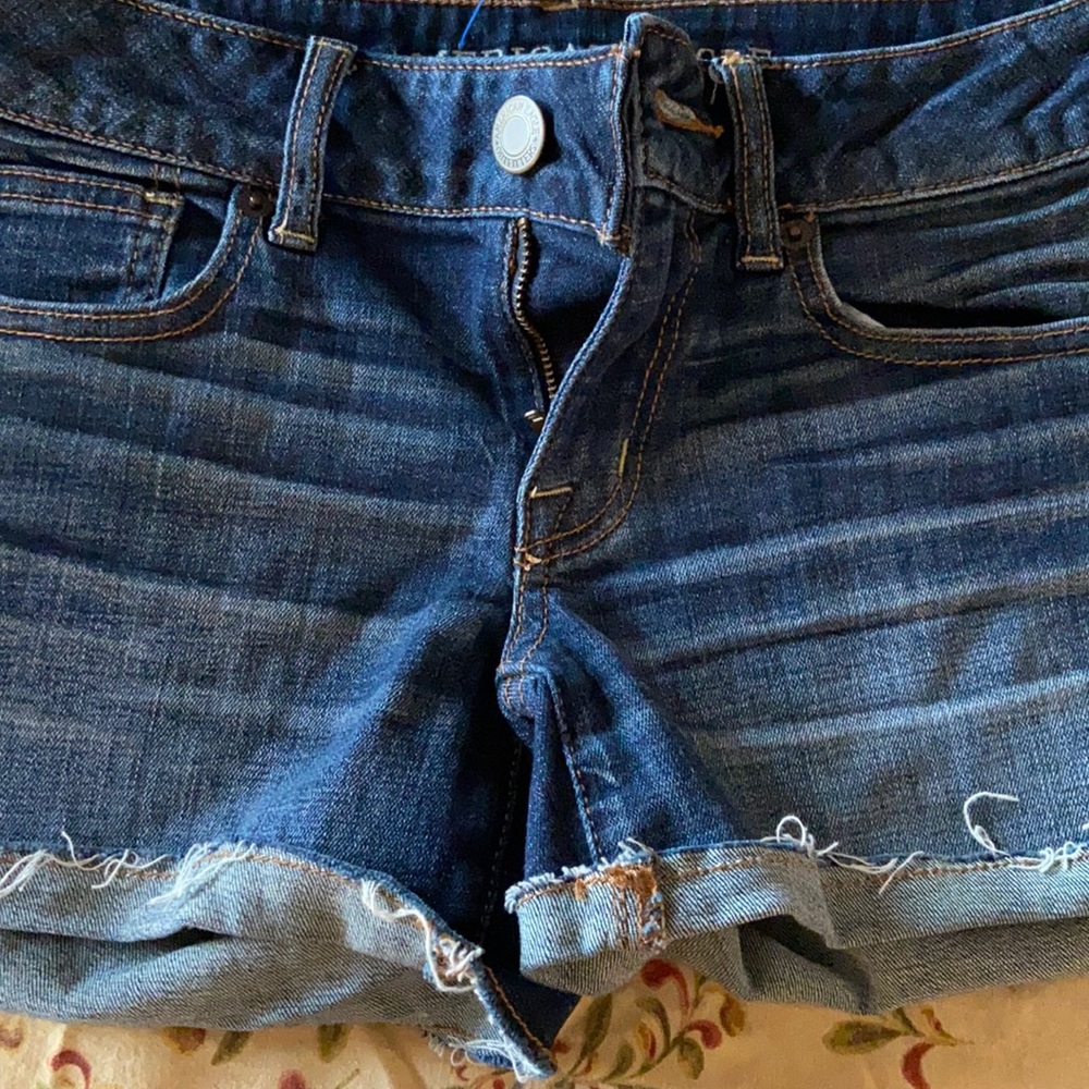AE sz 2 super stretch shortie jean  shorts
